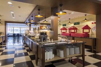 Kindness Hotel Houyi Jiuru