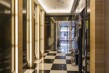 Kindness Hotel Houyi Jiuru