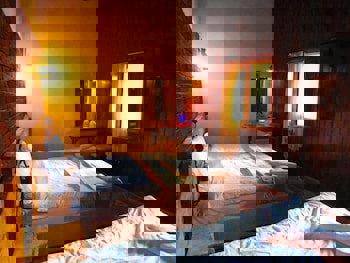 Amazon Petite Palace