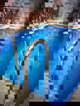 Amazon Petite Palace