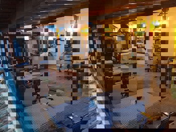 Amazon Petite Palace