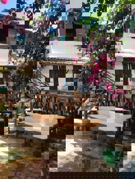 Amazon Petite Palace