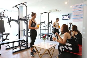 Crystal Suites Suvarnabhumi Airport