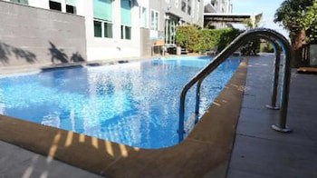 Crystal Suites Suvarnabhumi Airport
