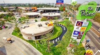 Crystal Suites Suvarnabhumi Airport