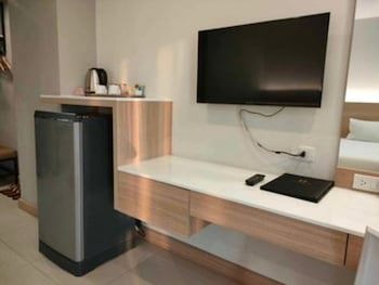 Crystal Suites Suvarnabhumi Airport