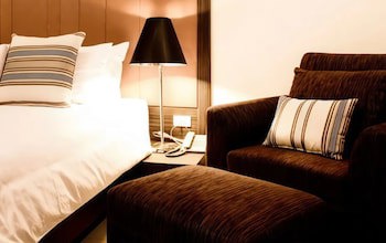 Crystal Suites Suvarnabhumi Airport