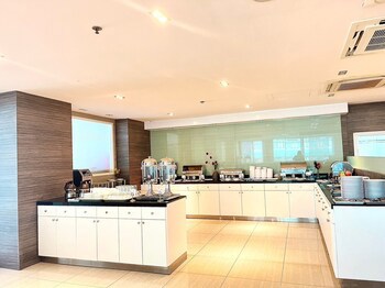 Crystal Suites Suvarnabhumi Airport