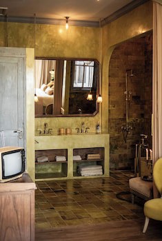 Balquisse Heritage Hotel