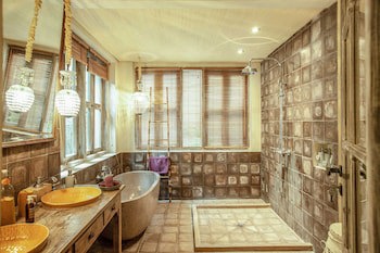 Balquisse Heritage Hotel