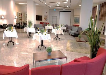 Benjamin Herzliya Business Hotel