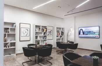 Benjamin Herzliya Business Hotel