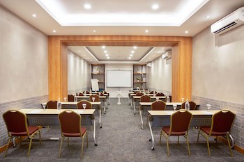 1O1 Urban Jakarta Kelapa Gading