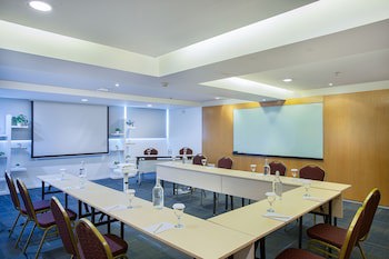 1O1 Urban Jakarta Kelapa Gading