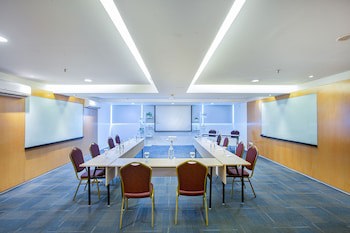 1O1 Urban Jakarta Kelapa Gading