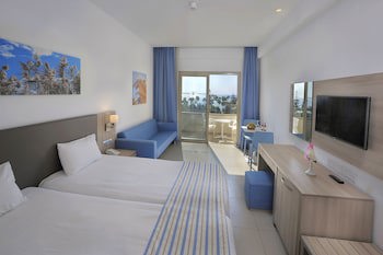 Nissiana Hotel galeri fotoğrafı