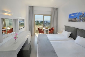 Nissiana Hotel galeri fotoğrafı