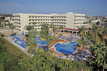 Nissiana Hotel