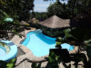 Loreland Farm Resort