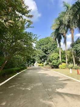 Loreland Farm Resort