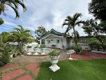 Loreland Farm Resort