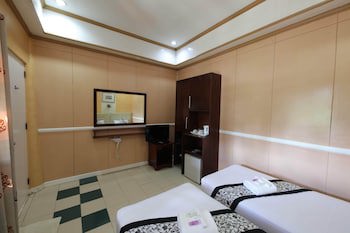 Loreland Farm Resort