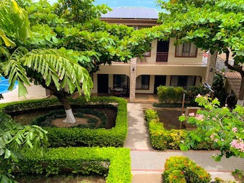 Hotel & Villas Huetares