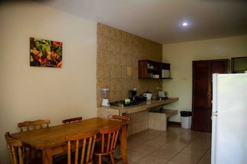 Hotel & Villas Huetares