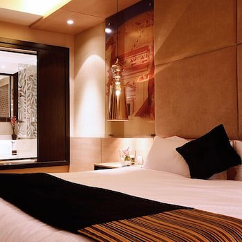 Grand Plaza Hotel - Takhasosi Riyadh