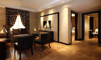 Grand Plaza Hotel - Takhasosi Riyadh