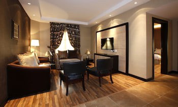 Grand Plaza Hotel - Takhasosi Riyadh