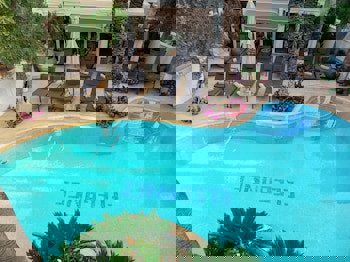 Elegance East Hotel - Boutique Class