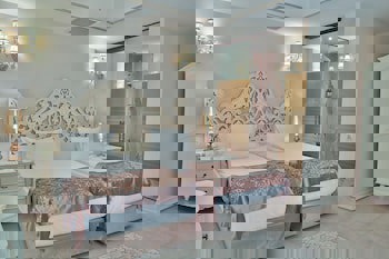 Elegance East Hotel - Boutique Class