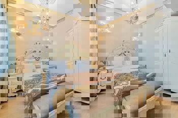 Elegance East Hotel - Boutique Class