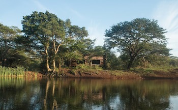 Leopard Mountain Safari Lodge