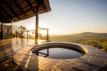 Leopard Mountain Safari Lodge