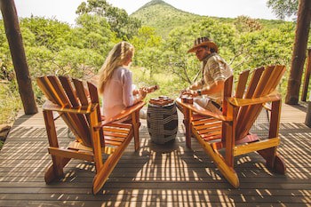 Leopard Mountain Safari Lodge