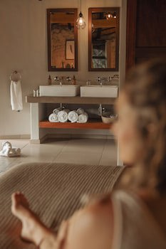 Leopard Mountain Safari Lodge