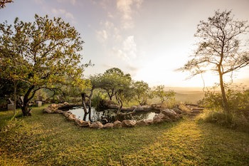 Leopard Mountain Safari Lodge