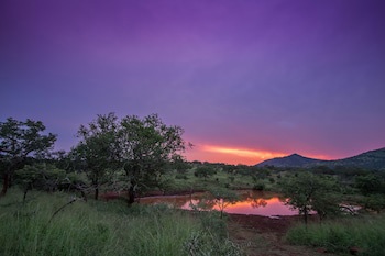 Leopard Mountain Safari Lodge
