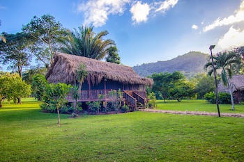 Bocawina Rainforest Resort & Adventures