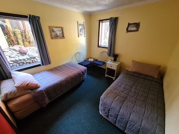 Chateau Backpacker & Motels