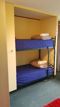 Chateau Backpacker & Motels