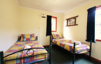 Chateau Backpacker & Motels