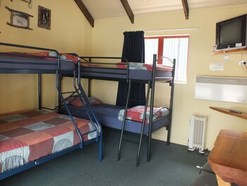 Glow Worm Accommodation - Hostel