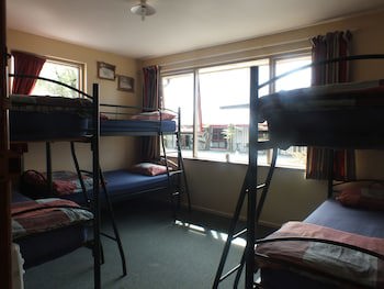 Glow Worm Accommodation - Hostel