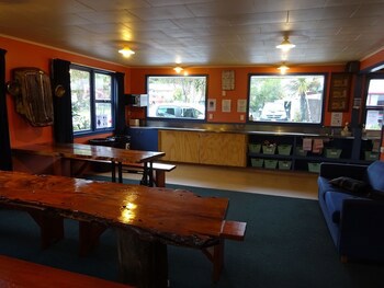 Glow Worm Accommodation - Hostel