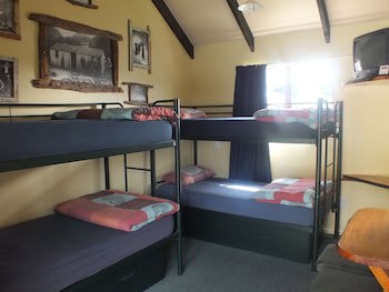 Glow Worm Accommodation - Hostel