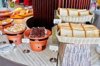 B Hotel Bali & Spa