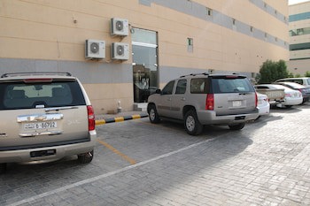 Al Muhaidb Residence Al Dowally